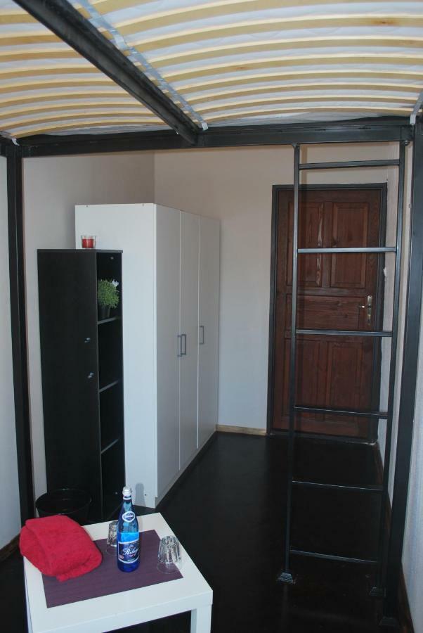 Pokoje W Cichym Mieszkaniu 50M Od Rynku Apartment Wroclaw Bagian luar foto