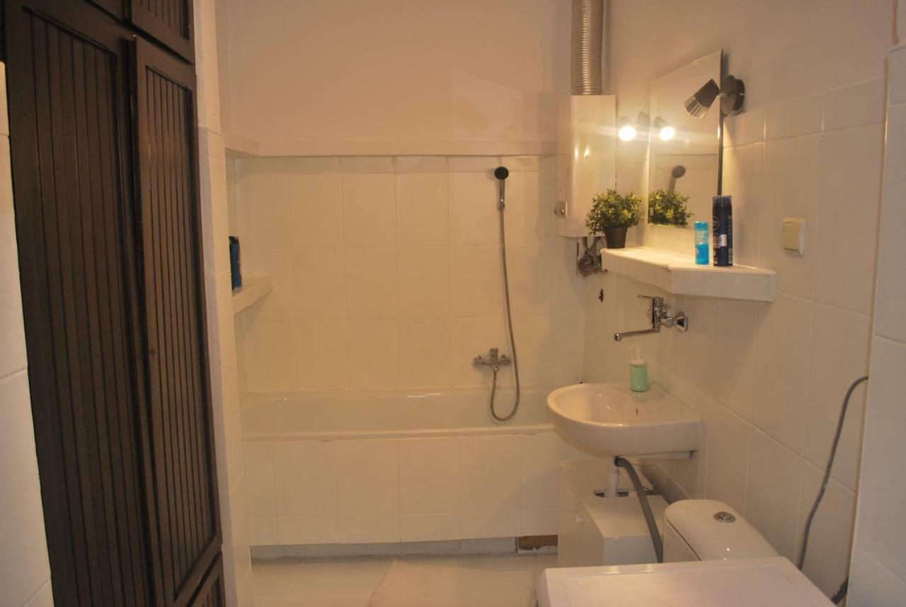 Pokoje W Cichym Mieszkaniu 50M Od Rynku Apartment Wroclaw Bagian luar foto